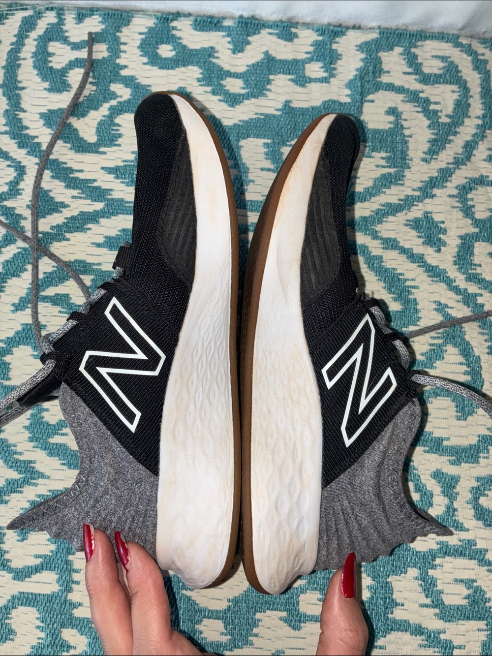 New Balance Black & Gray Knit-Back Athletic Sneakers Fresh Form Roav Boys Sz 4.5 - Picture 7 of 11